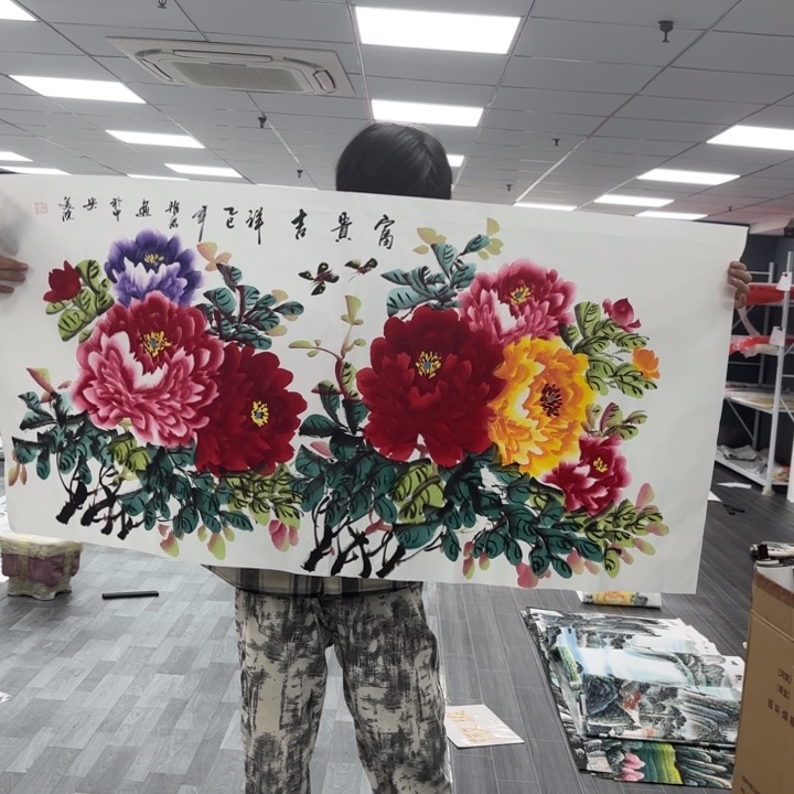 字画等多种形式的艺术作品和艺术作品