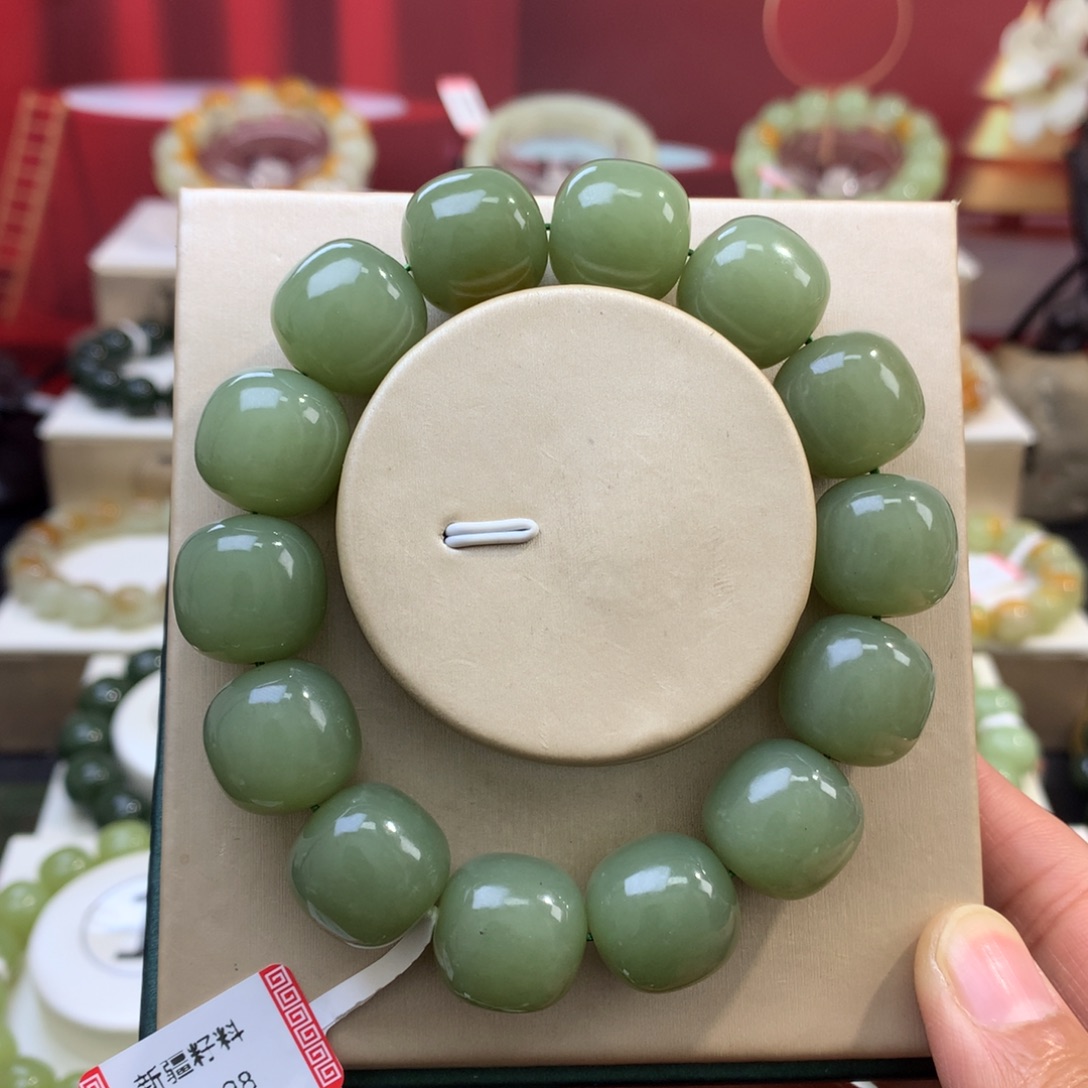 大***芋和田玉未镶嵌手链