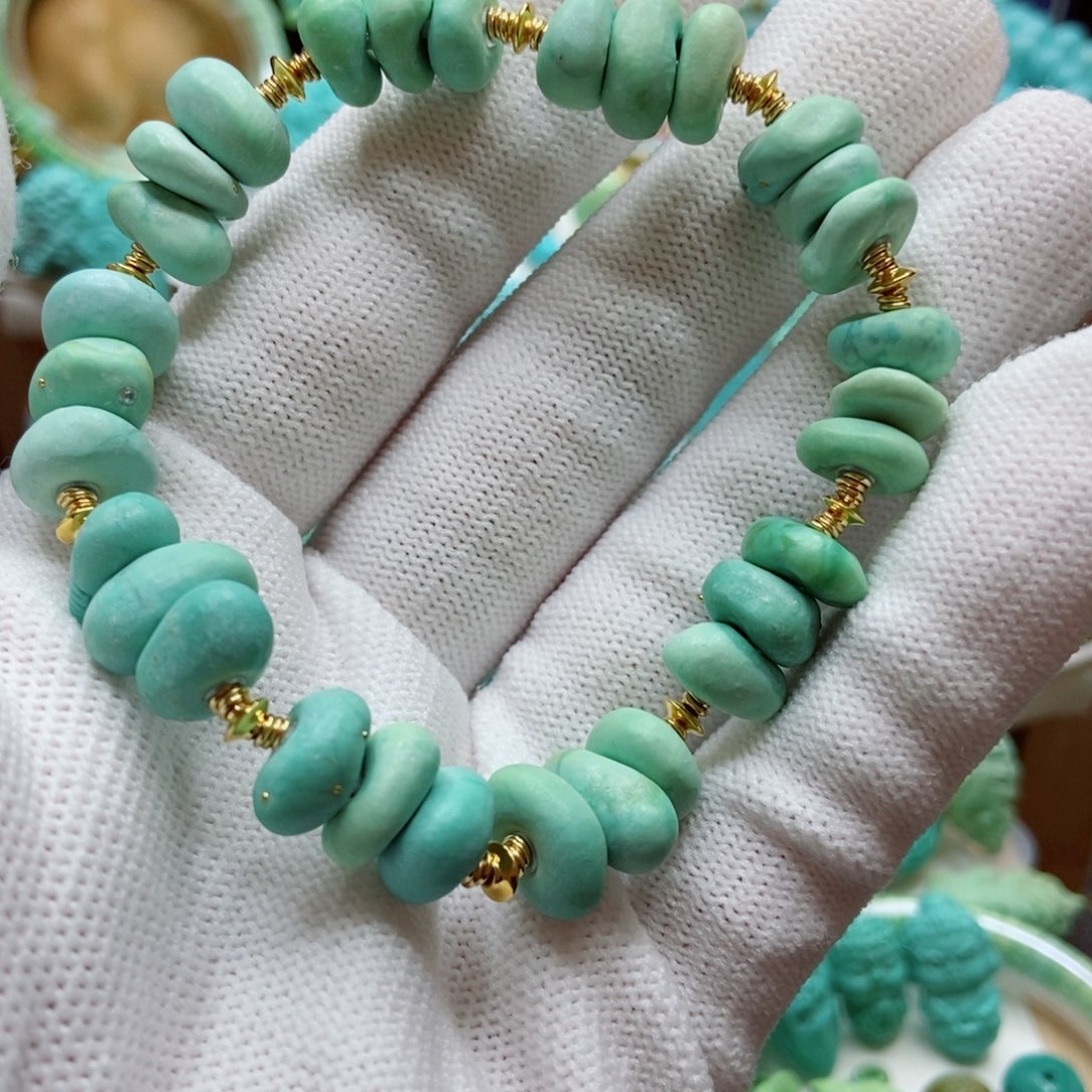 绿松石珠子未镶嵌