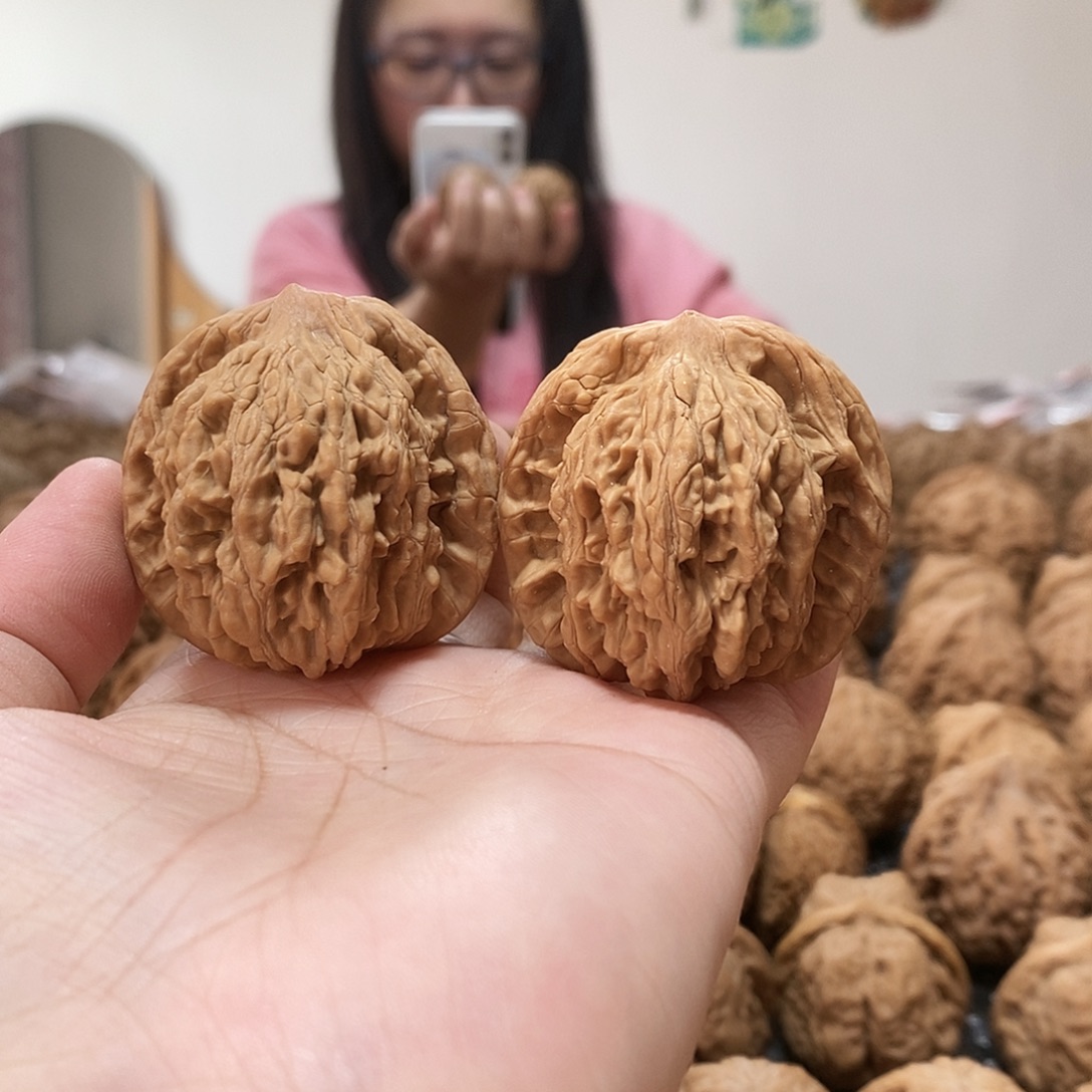 吊坠文玩核桃麦虎41+