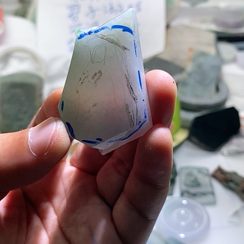 【闪购商品】定制翡翠未镶嵌坤*