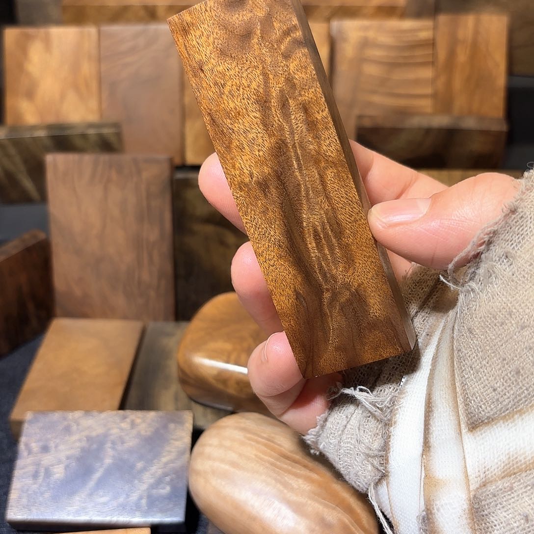 金丝楠▐***?金丝楠一物一拍