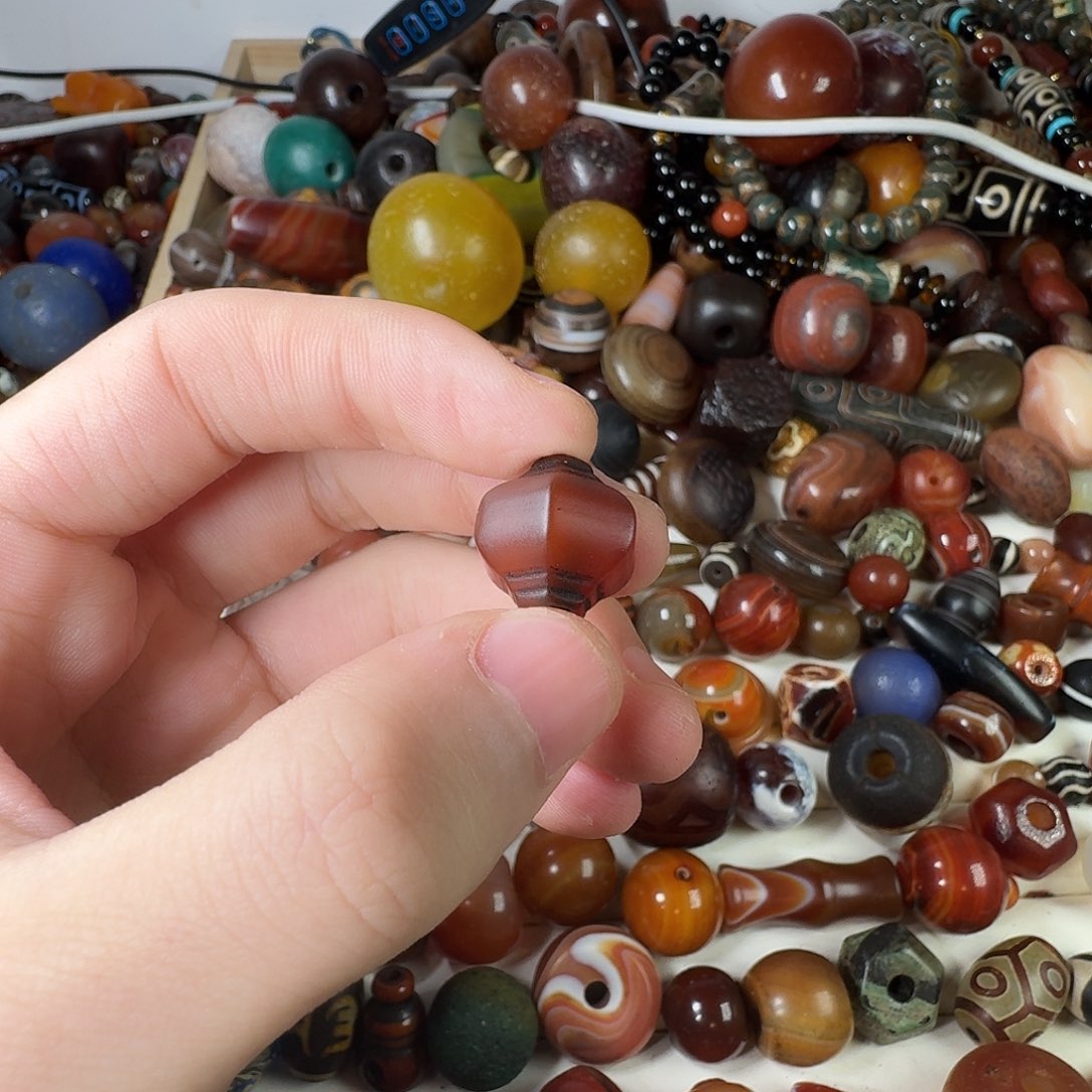 玛瑙/玉髓未镶嵌纯天然玛瑙珠子