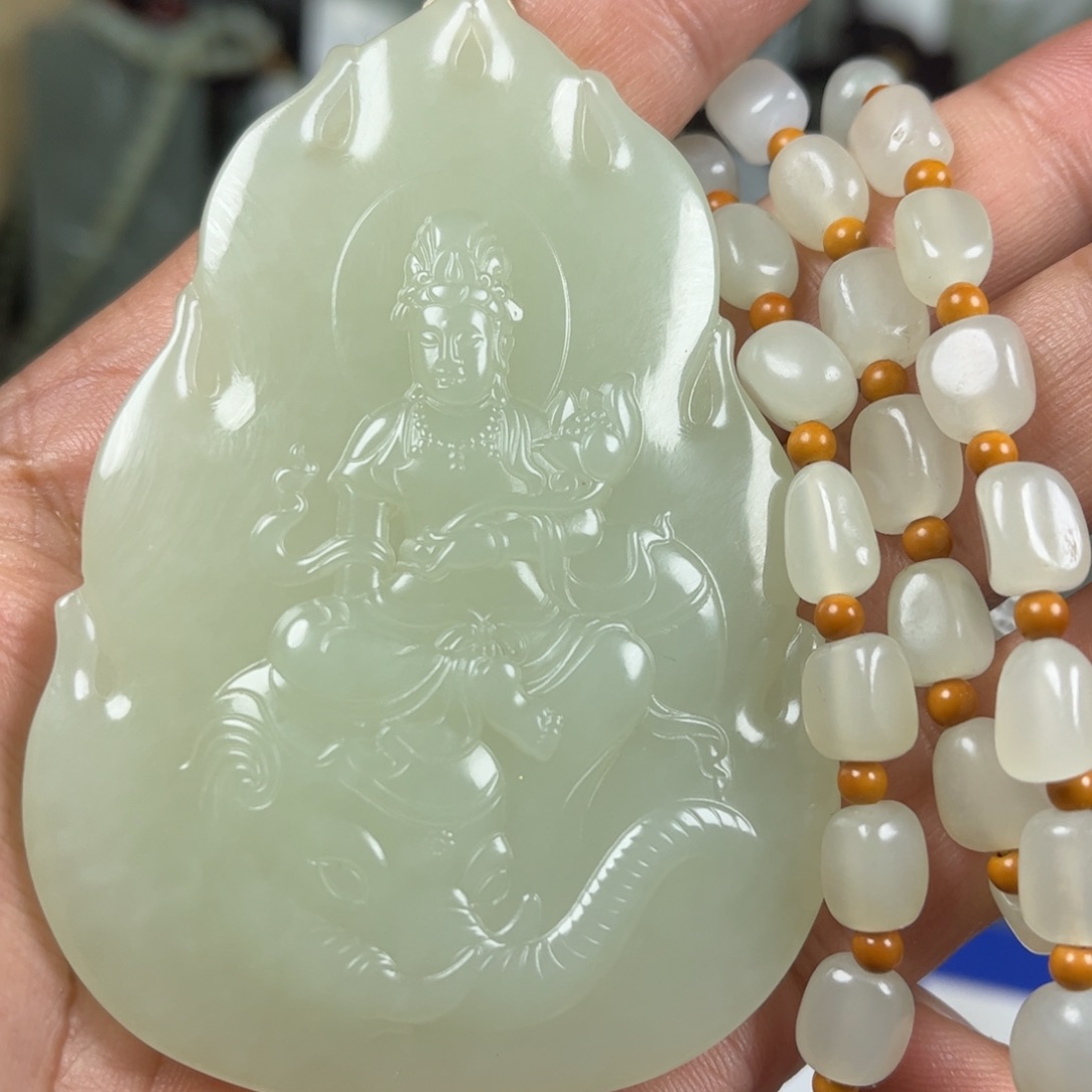 和田玉未镶嵌挂件