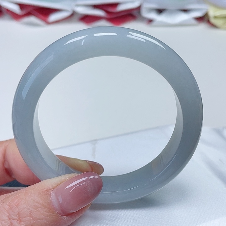 翡翠手镯未镶嵌缅甸翡翠手镯