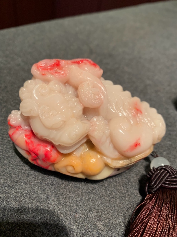 巴林石鸡血石摆件