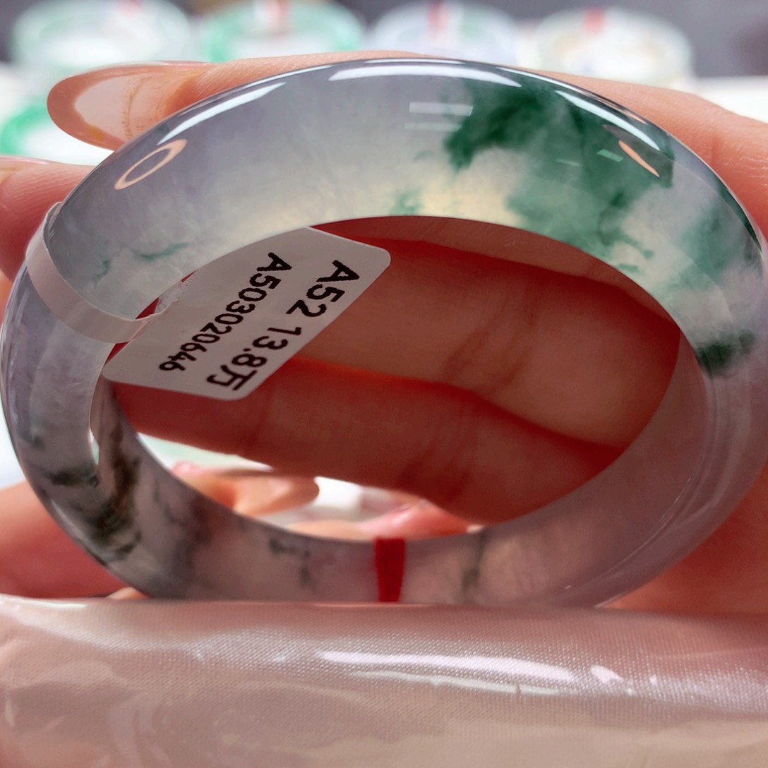 翡翠手镯未镶嵌（莫莫26）52正2号