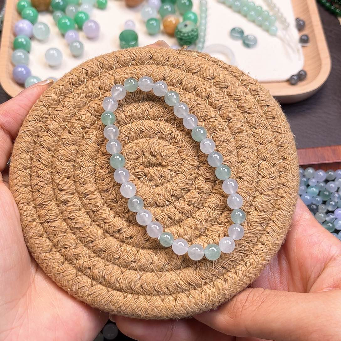 翡翠散珠翡翠A货糯冰手串 卡6.0