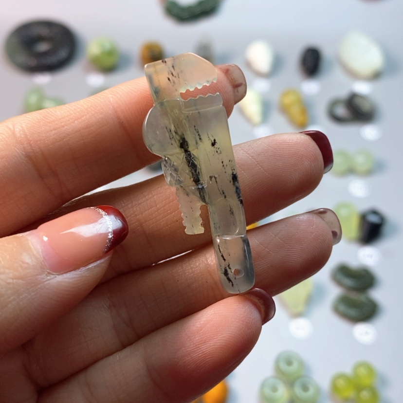 【闪购商品】蛇纹石玉吊坠(不含链)未镶嵌