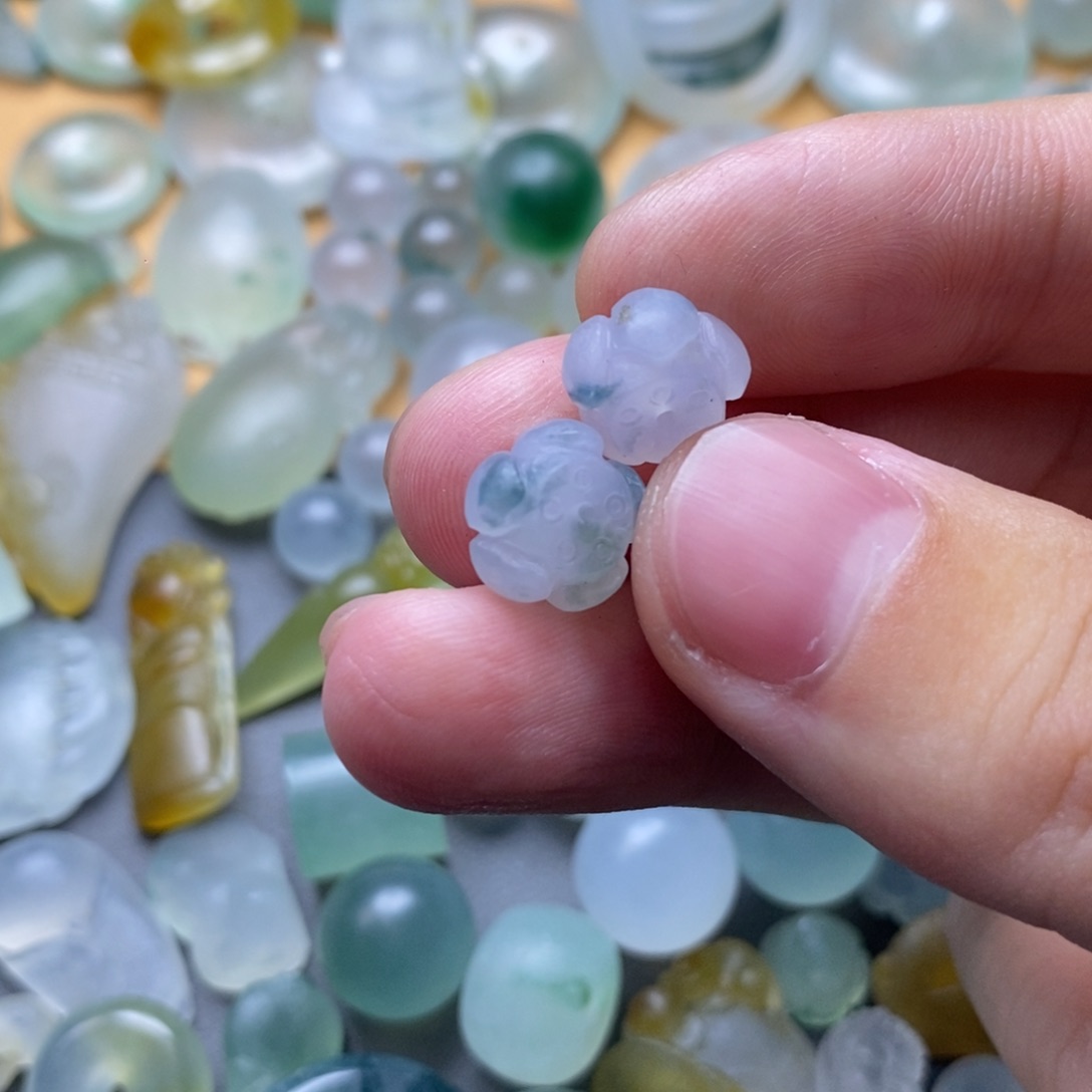 定制翡翠未镶嵌珠子