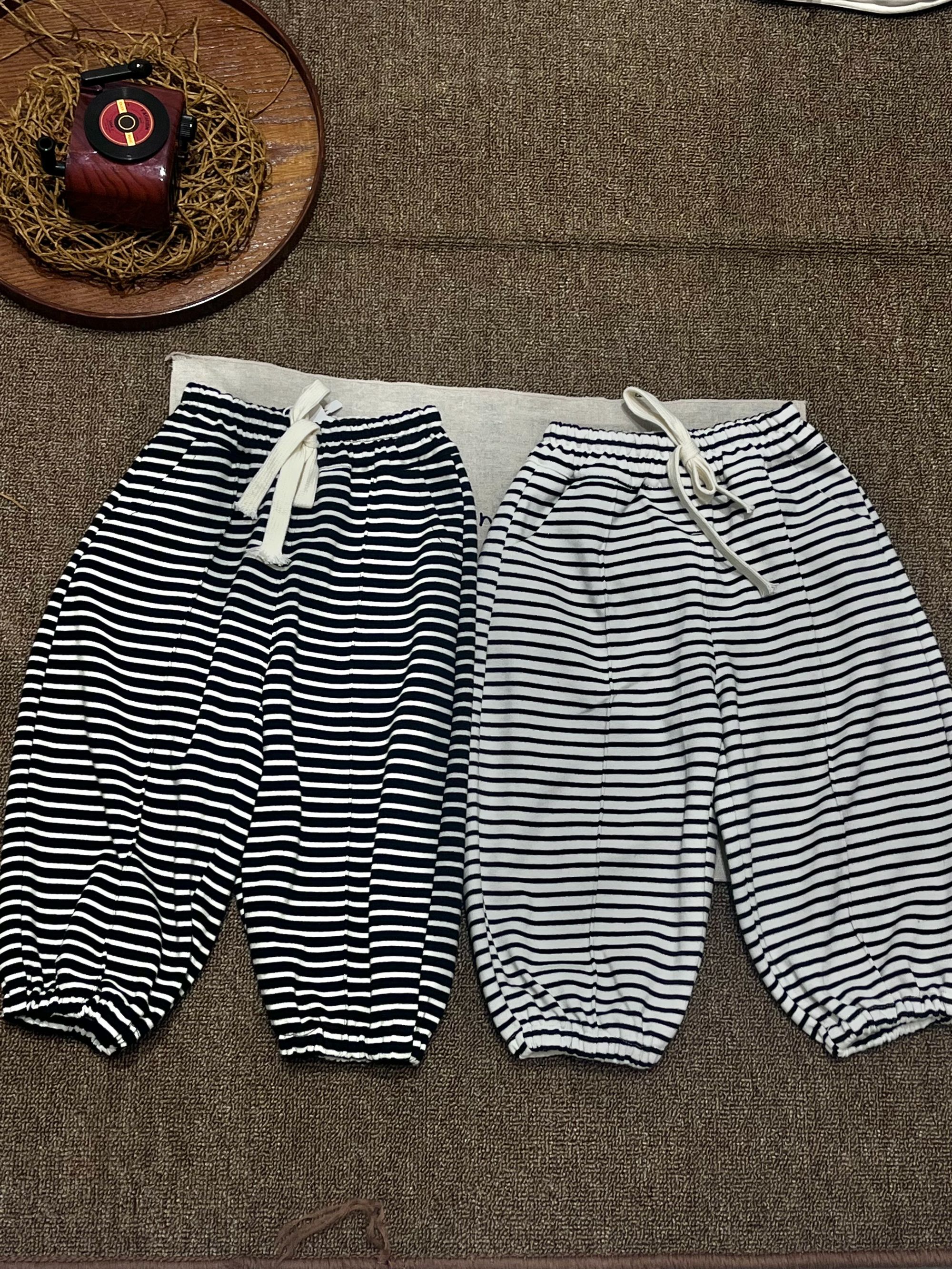 2025时尚百搭韩版春秋休闲宽松小童条纹针织裤2558