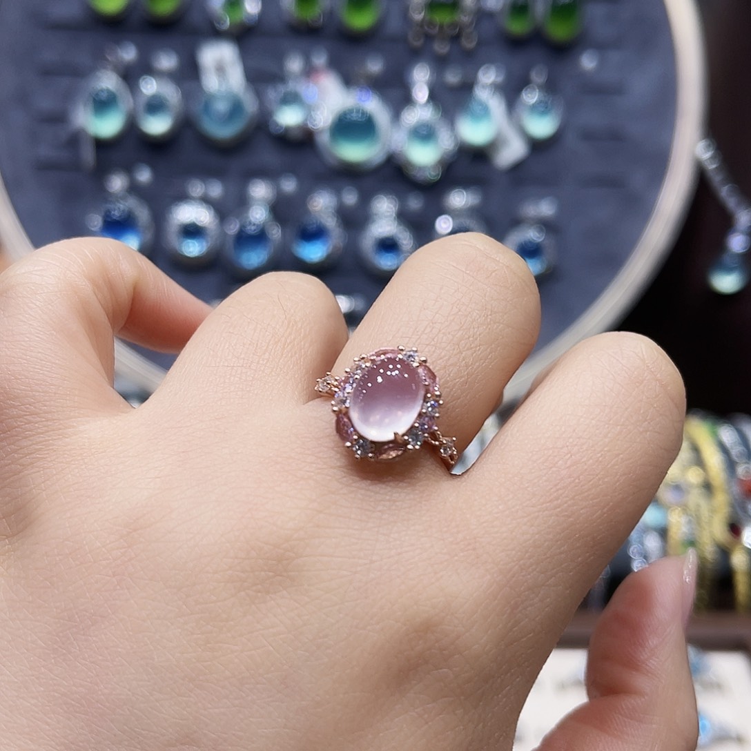 用***0银S925镶嵌水晶戒指