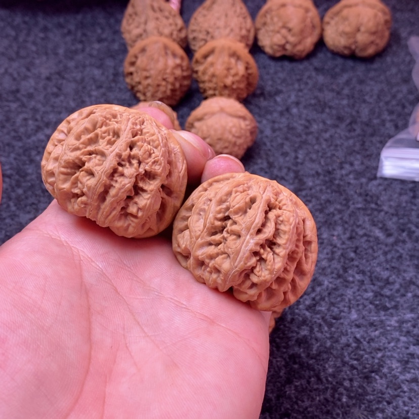 【闪购商品】文玩核桃吊坠46大粗筋