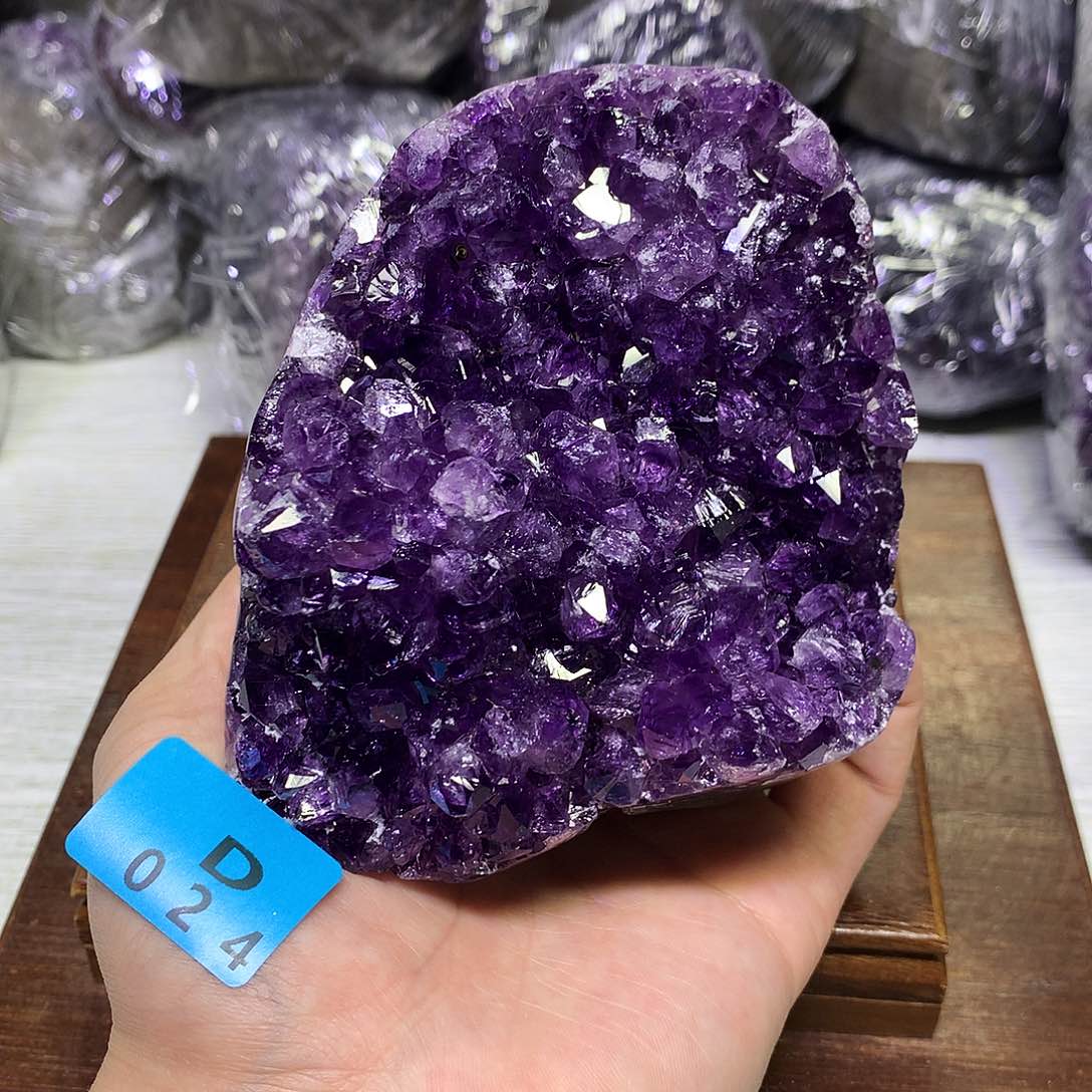 紫晶大型摆件（非配饰）未镶嵌