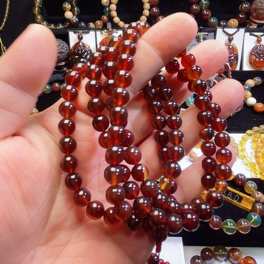 未镶嵌颈饰琥珀琥珀