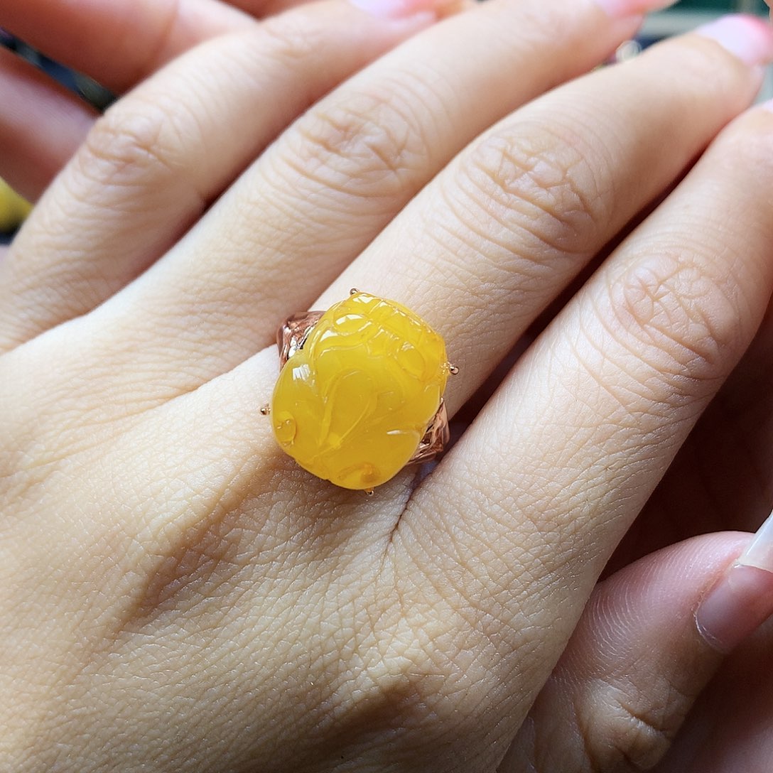 蜜蜡戒指银S925镶嵌戒指