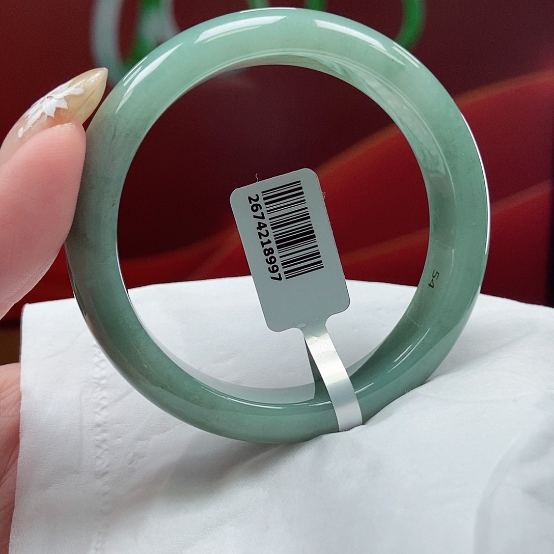 翡翠手镯未镶嵌55圈口