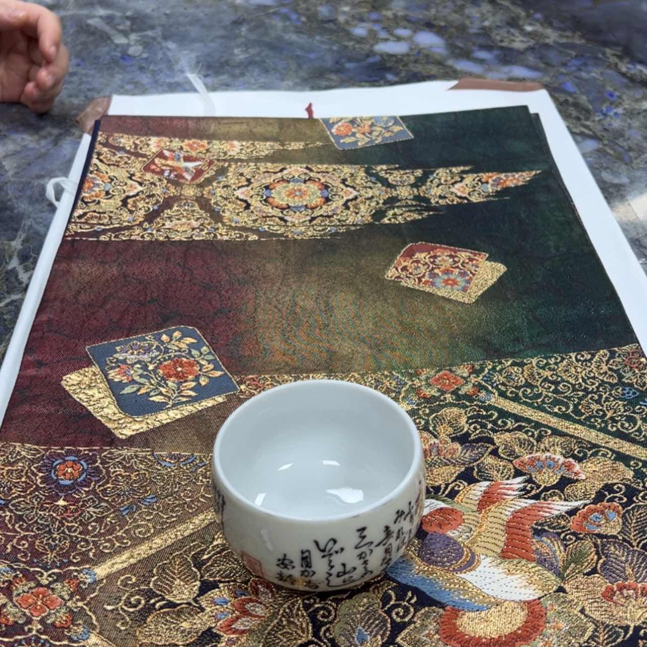 【闪购商品】呆****)陶瓷马克杯带盖勺
