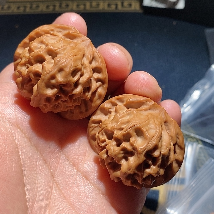 【闪购商品】文玩核桃吊坠i*龙鳞