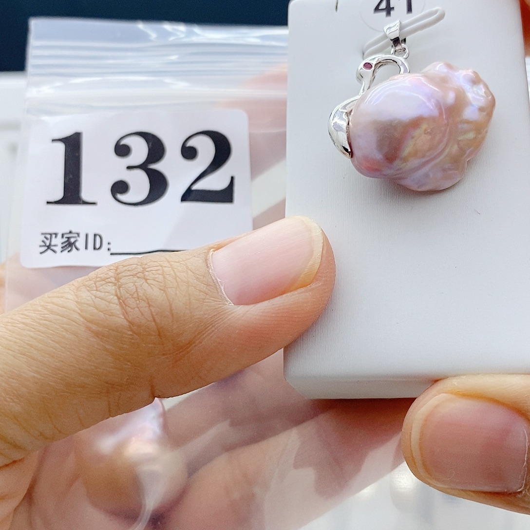 颈饰钛钢淡水珍珠