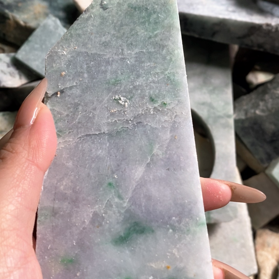 颈饰未镶嵌翡翠天然翡翠
