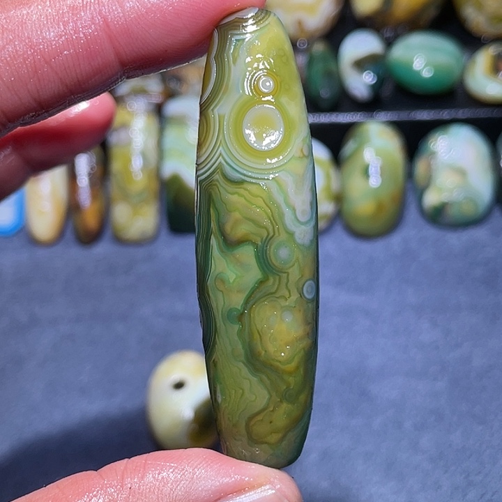 玛瑙/玉髓未镶嵌珠宝奇石