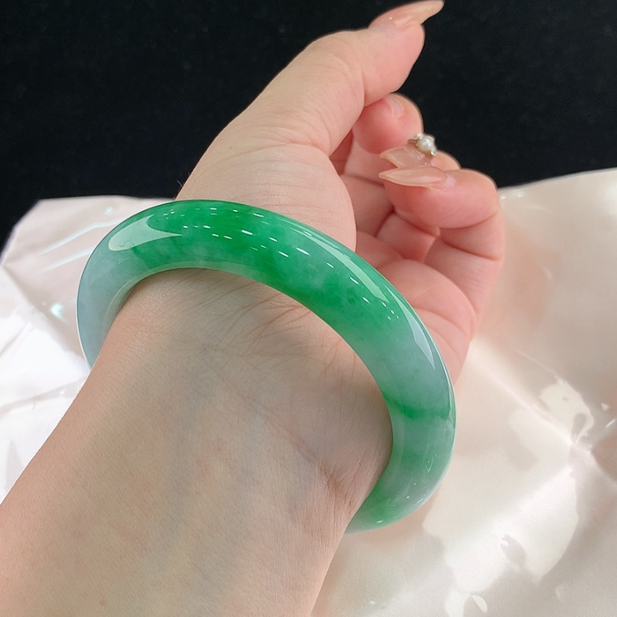 【闪购商品】未镶嵌手镯翡翠王*酒59，58/59
