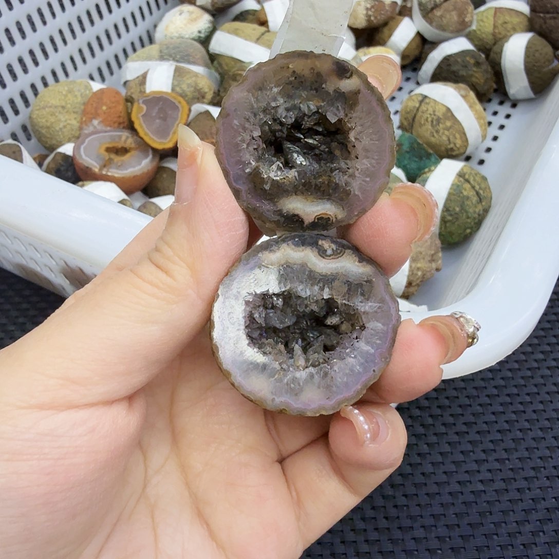 水晶大型摆件（非配饰）未镶嵌