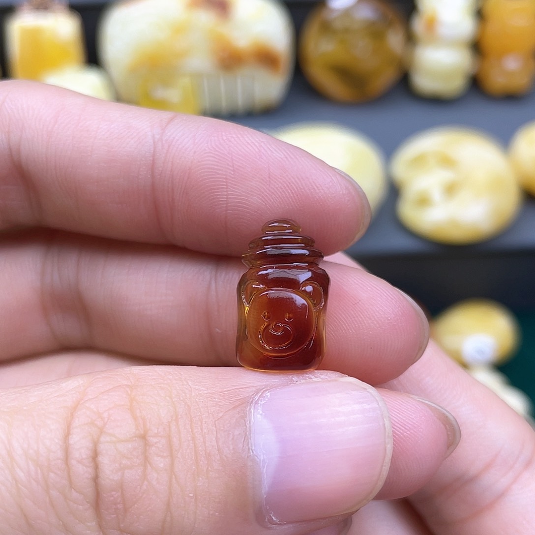 琥珀裸石未镶嵌蜜蜡