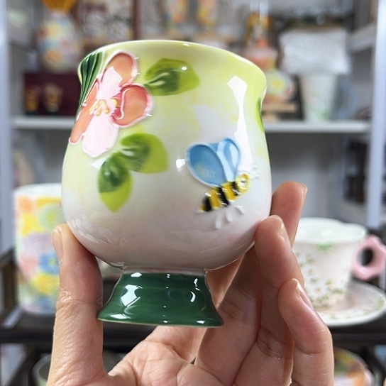 手绘高温釉下彩陶瓷