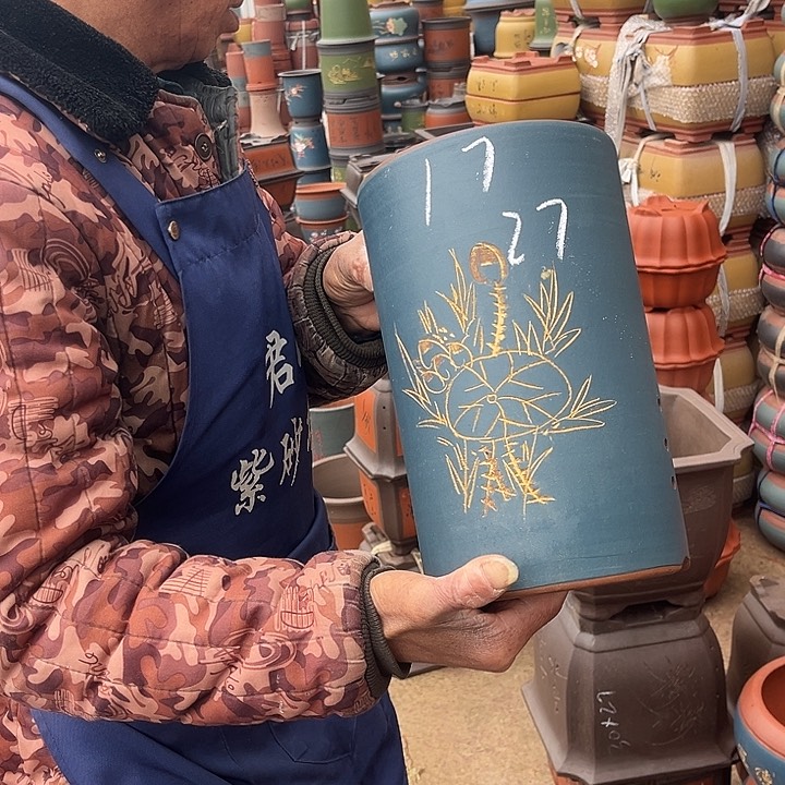 紫砂紫砂花盆和小