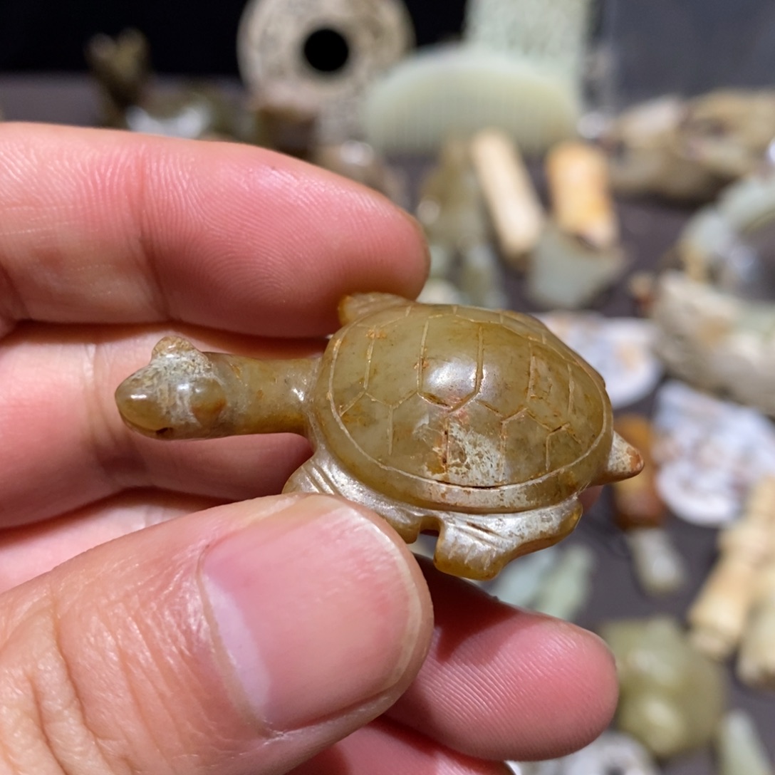 和田玉（糖玉）未镶嵌颈饰