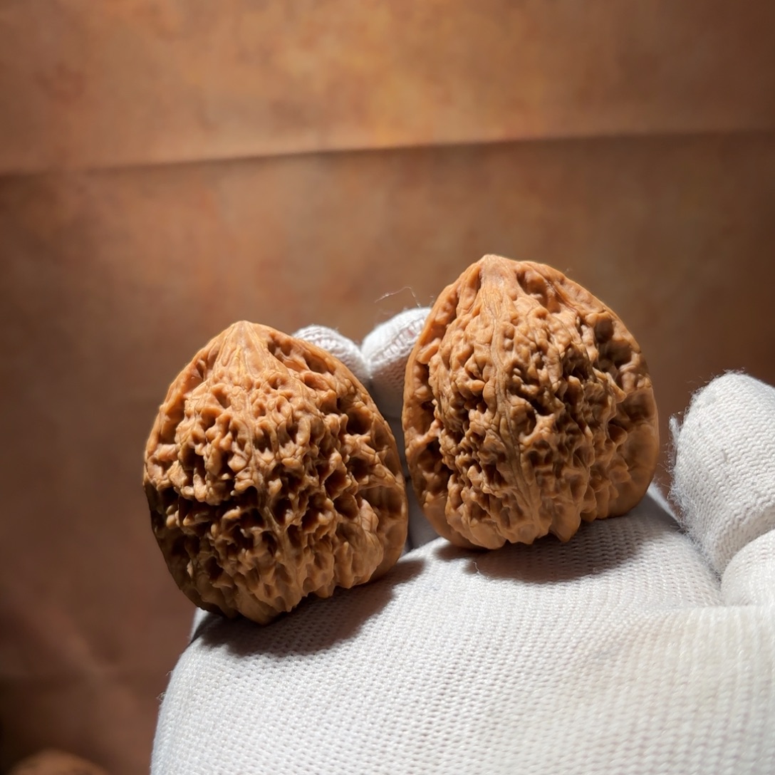 文玩核桃吊坠4号链接38-38-43鸡心高炮