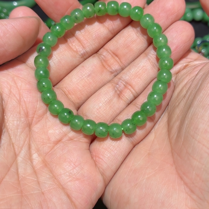 和田玉（碧玉）未镶嵌手链