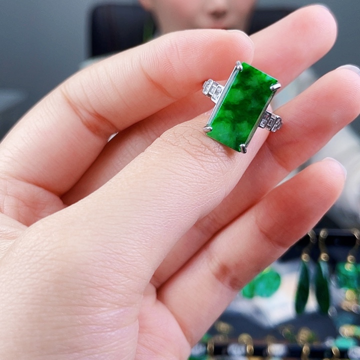 翡翠戒指银S925镶嵌饰品