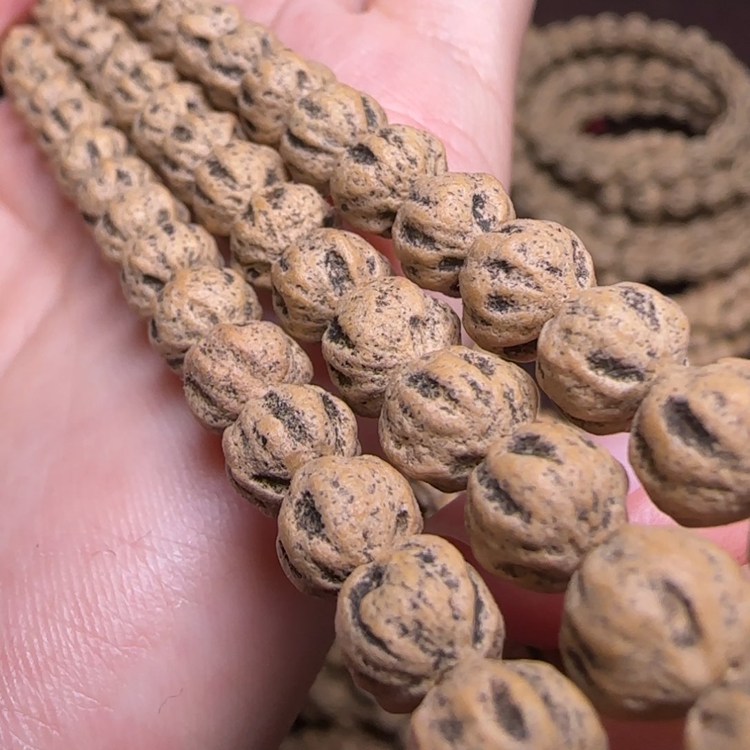 柏香籽/百香籽手串大****r