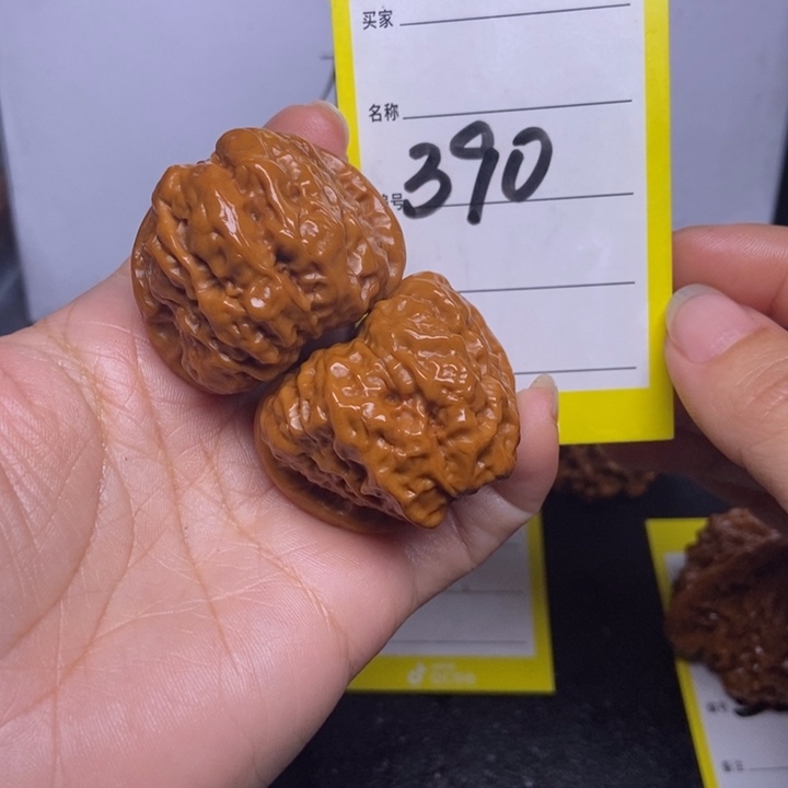 文玩核桃吊坠390/39蛤蟆头反油