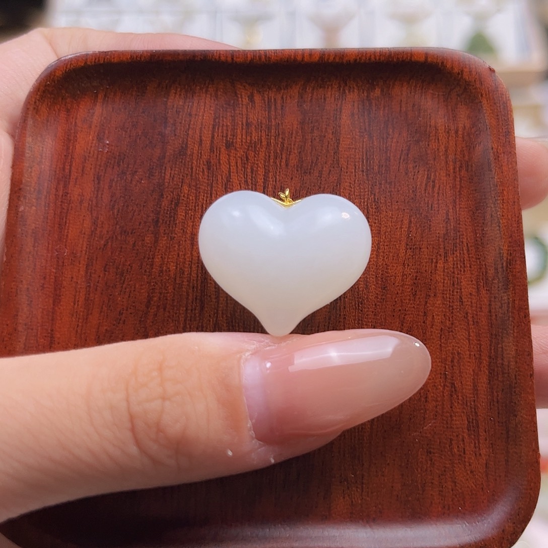 和田玉18K金镶嵌吊坠(不含链)