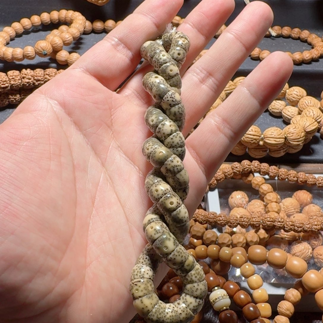 手串/手链核桃开播福利猪大