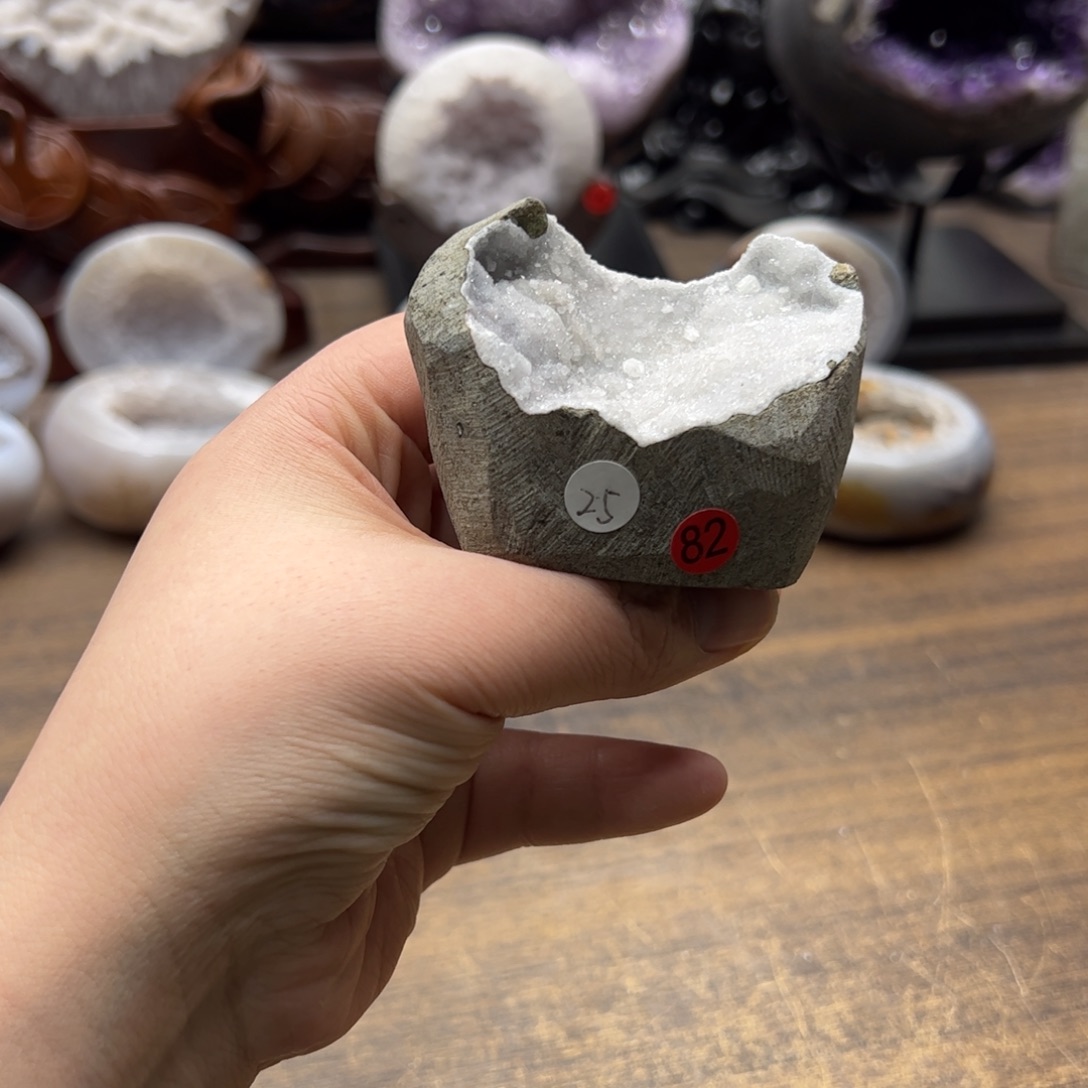 水晶水晶未镶嵌水晶摆件82