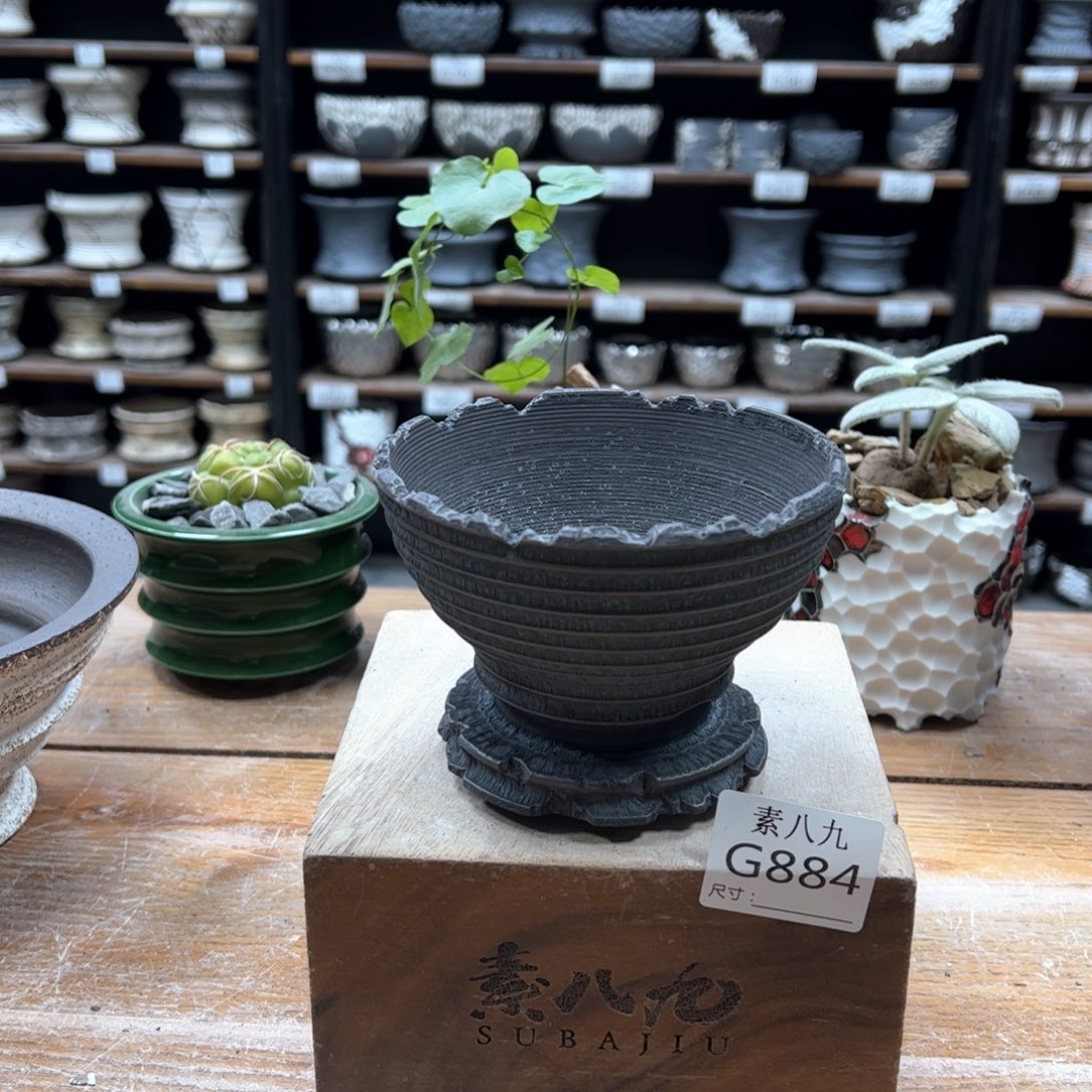 素八九陶瓷内口11高9瑕疵