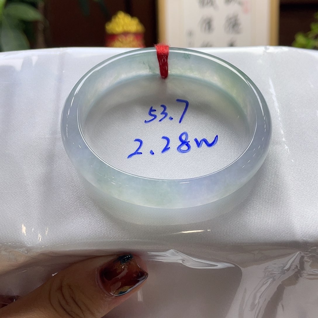 翡翠未镶嵌手镯37号