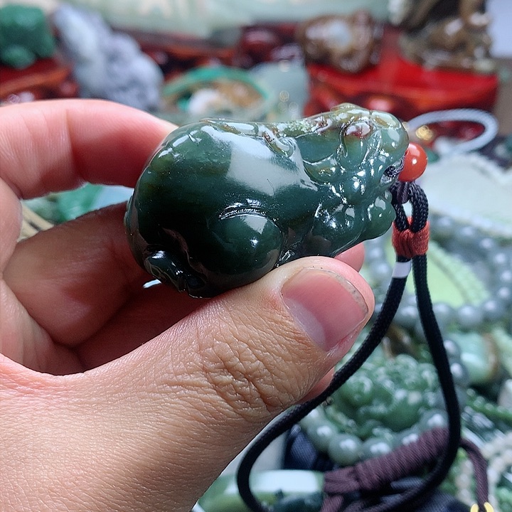 未镶嵌和田玉挂件