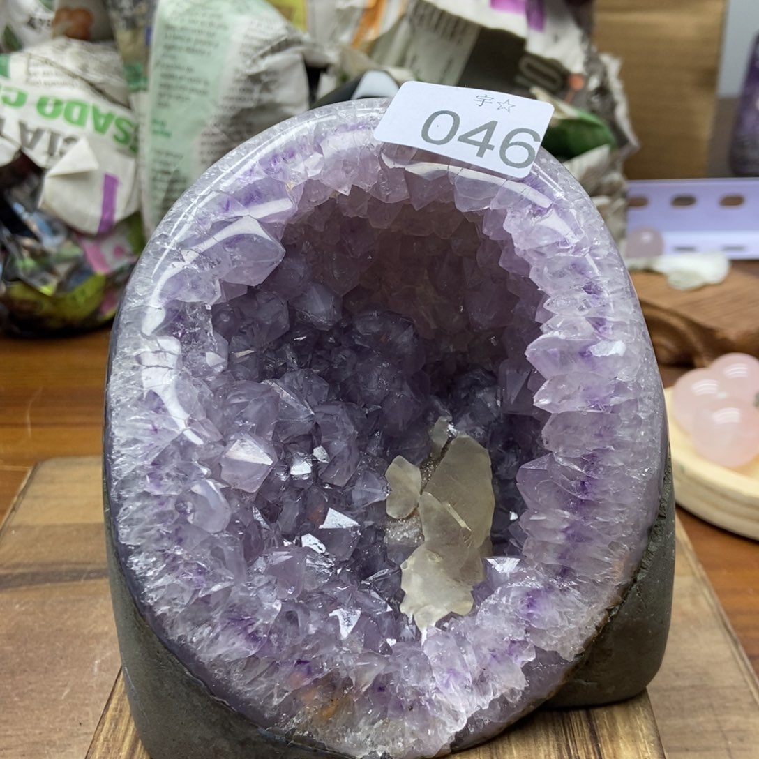 紫晶天然水晶摆件未镶嵌