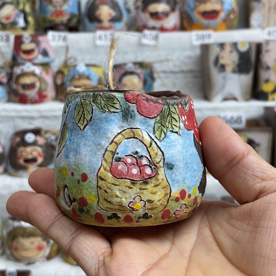 M***e大嘴娃手捏大概挂牌