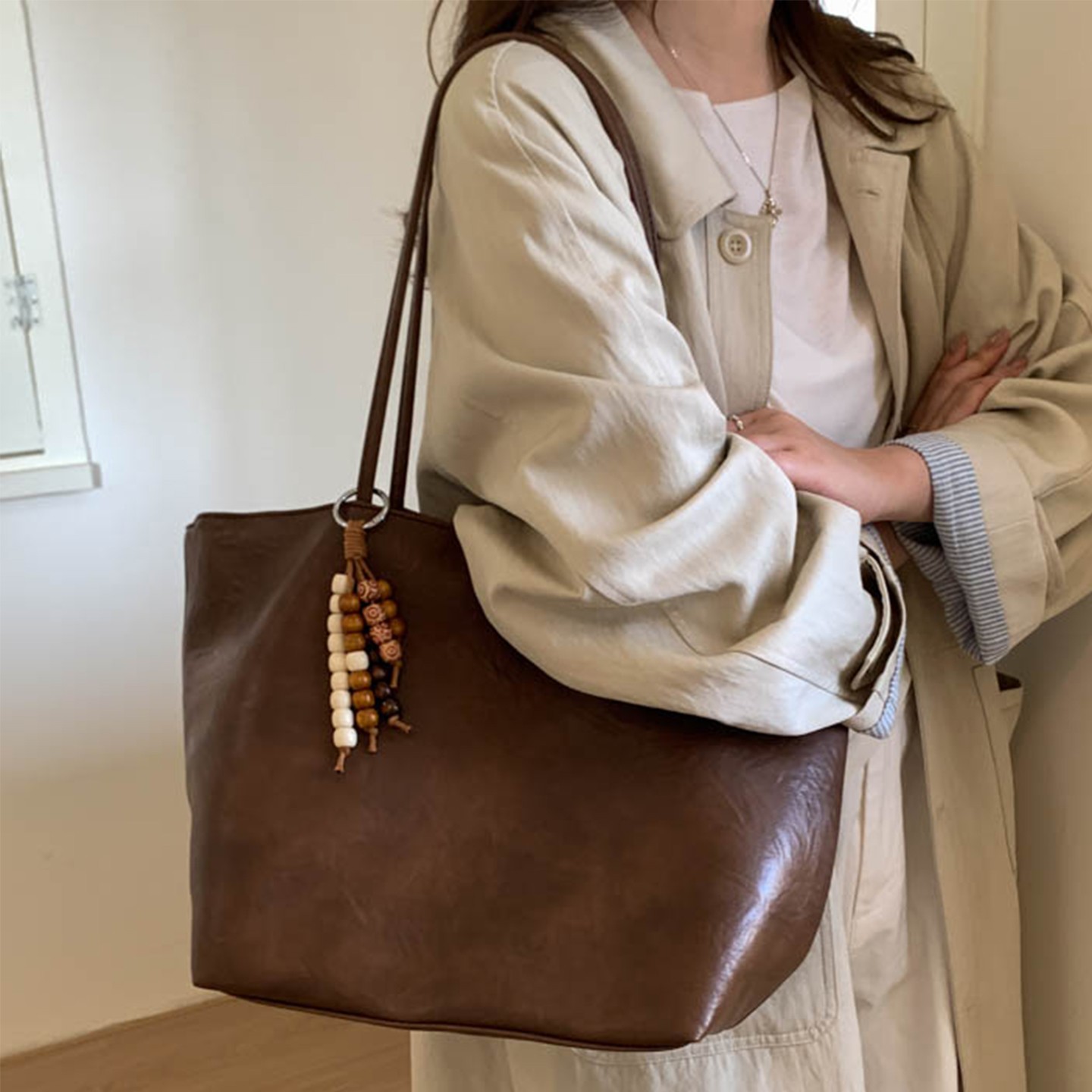 大容量包包女秋冬百搭2025新款简约质感单肩包休闲上班通勤托特包