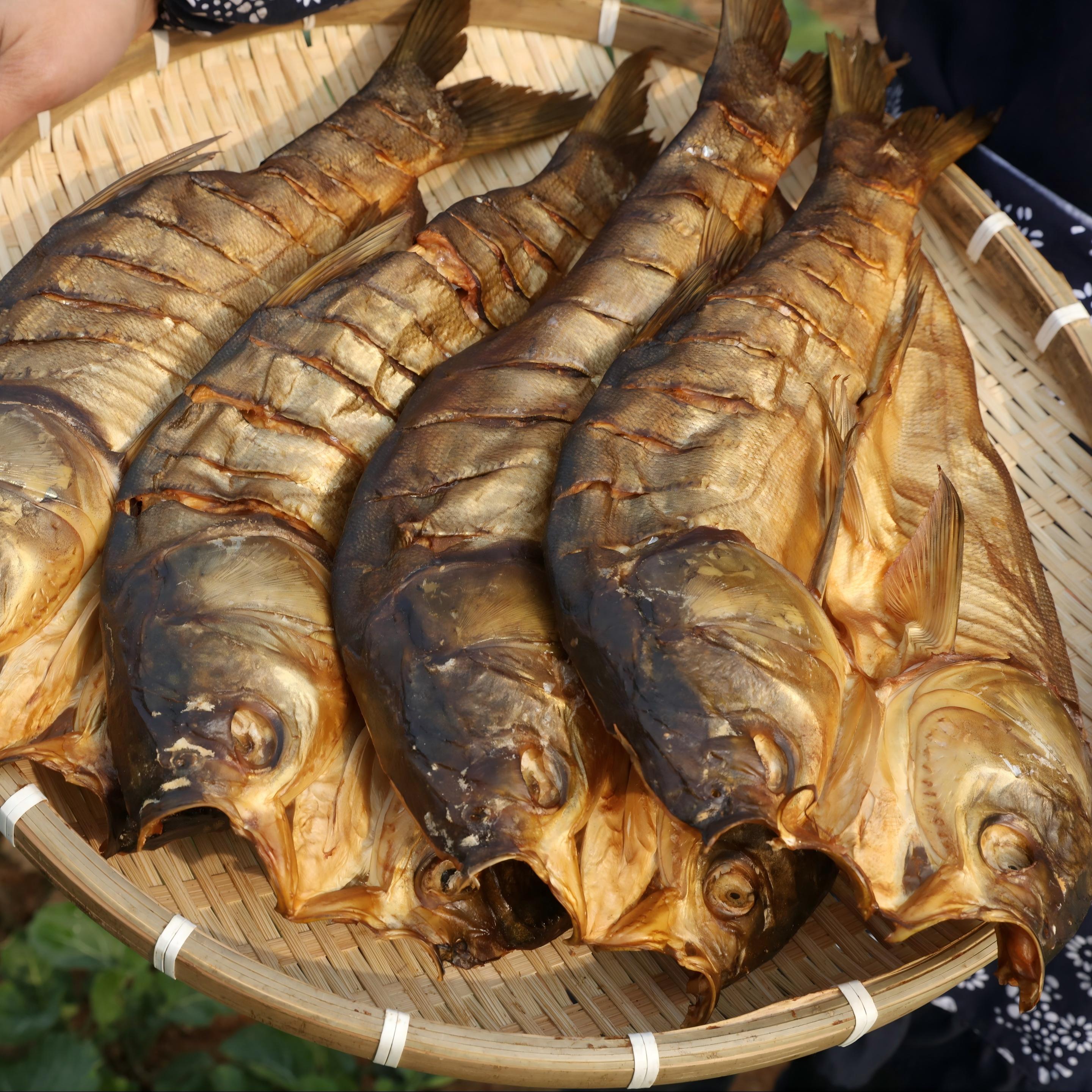 湖南米糠手撕腊鲢鱼