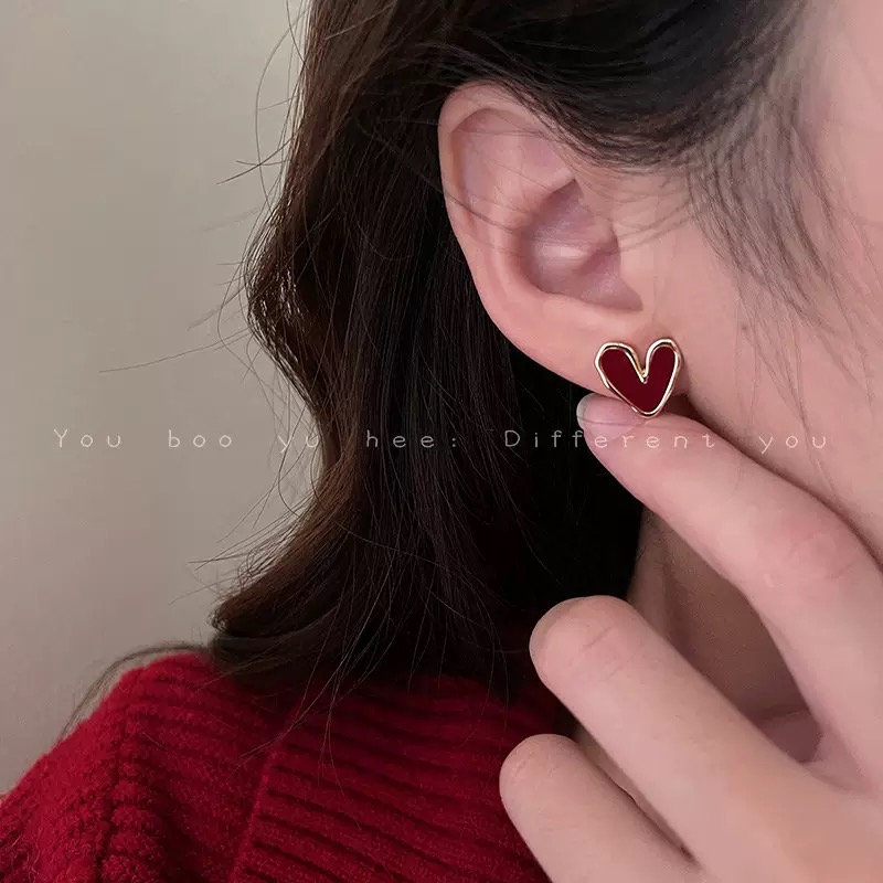铜合金耳饰 安哥拉红爱心耳钉法式复古轻奢ins小众气质红色精致