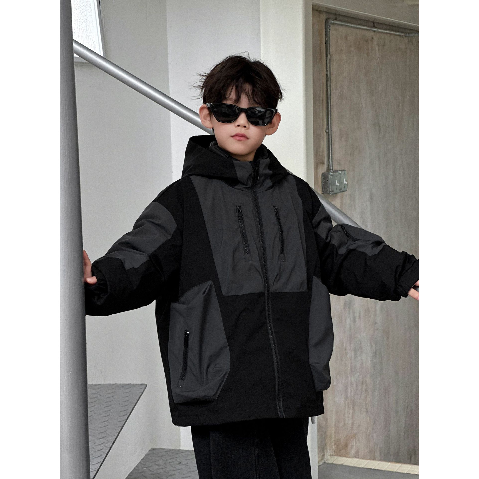 涵芽男童秋冬装外套2025新款儿童宽松帅气冲锋衣套装HY25421
