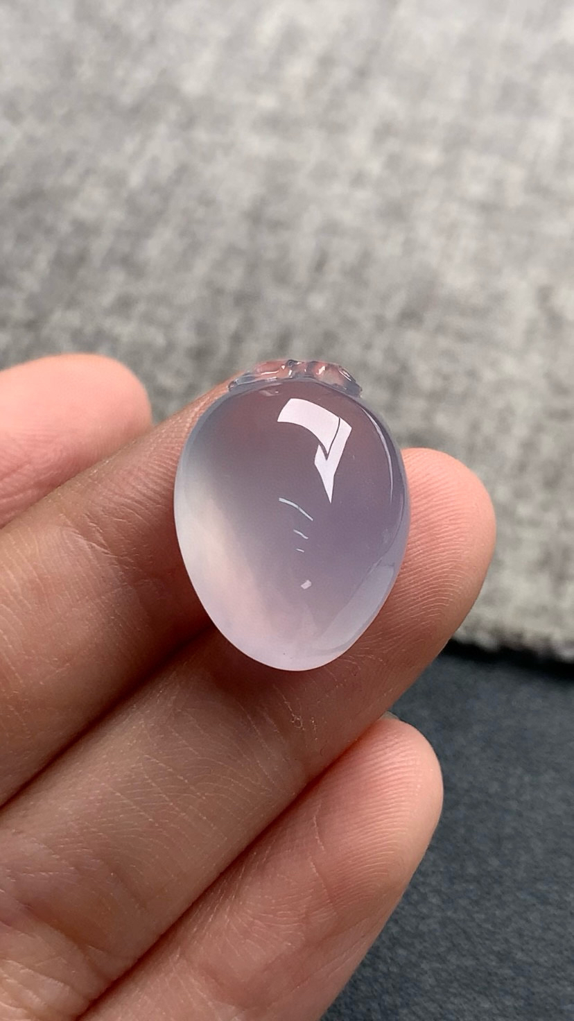 天然A货缅甸翡翠 福瓜 尺寸 : 19.9-15-9.4